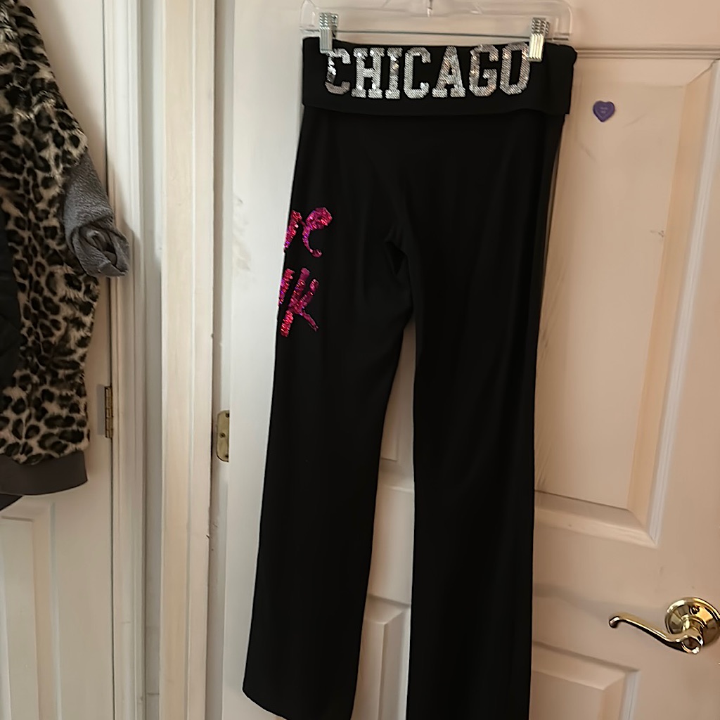 Rare Love Pink Chicago Leggings Rare Rare Love Pink Chicago Leggings Rare